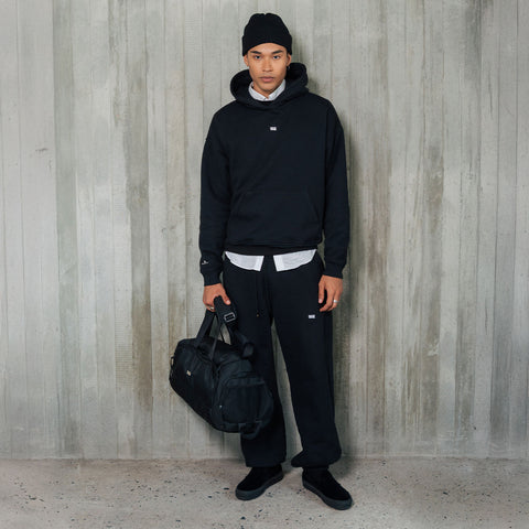 True Classic Sports Bag - Black